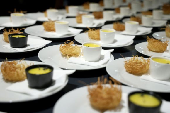 Szeged, jótékonysági vacsora, Monster Downtown, étterem, Borbás Marcsi, Katkó Kriszta