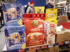 Szeged, Metro, áruház, vásárlás, hal, hús, pezsgő, alkohol, édesség, tányér, robotgép, hűtő, edény, makói hagyma