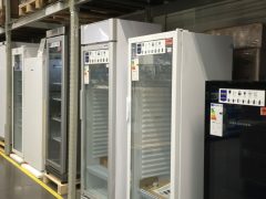 Szeged, Metro, áruház, vásárlás, hal, hús, pezsgő, alkohol, édesség, tányér, robotgép, hűtő, edény, makói hagyma