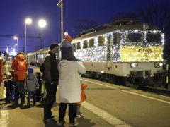 Szeged, Fény Szili, fényvonat, MÁV, mozdony