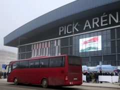 Szeged, Fidesz, Háborúellenes Gyűlés, Pick Aréna