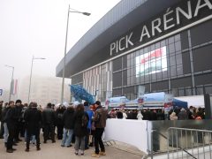 Szeged, Fidesz, Háborúellenes Gyűlés, Pick Aréna