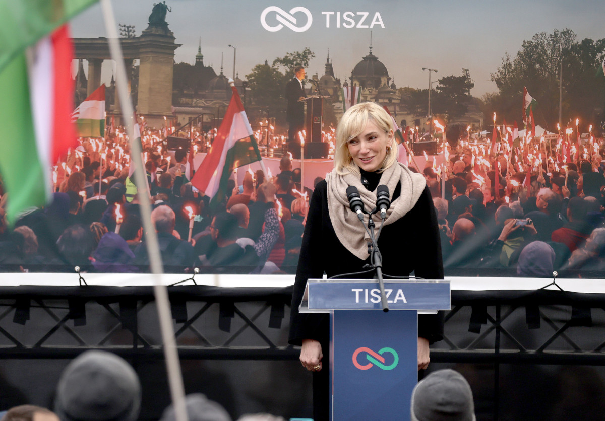 Szeged, Magyar Péter, Tisza Párt, Tisza, Út a Győzelembe, országjárás Széchenyi tér