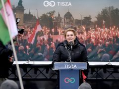 Szeged, Magyar Péter, Tisza Párt, Tisza, Út a Győzelembe, országjárás Széchenyi tér, Strompová Viktória