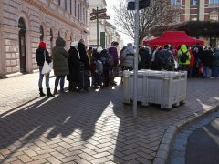 Szeged, Boldogságfalva, Alapítvány, ételosztás, rászorulók, Anna-kút