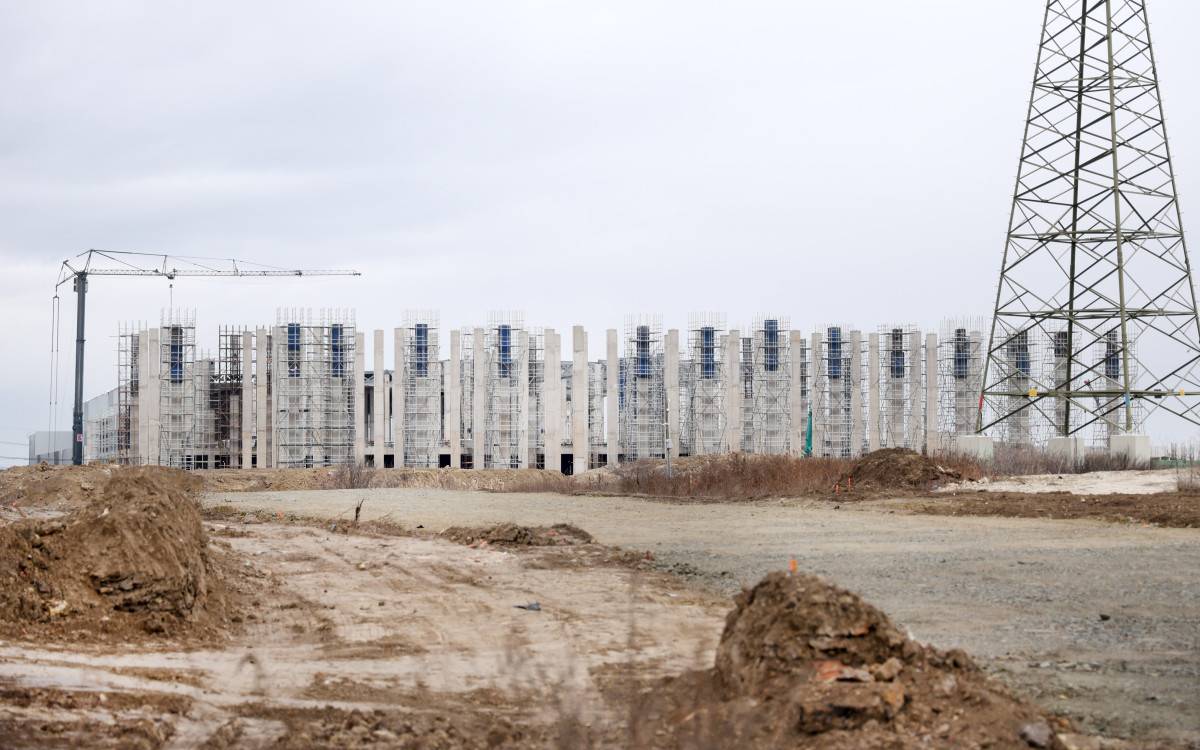 Szeged, BYD, építkezés