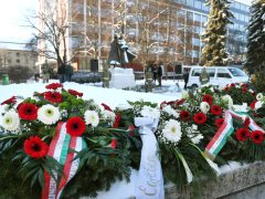 Szeged, doni áttörés, megemlékezés, kormányhivatal, Rákóczi tér, koszorúzás