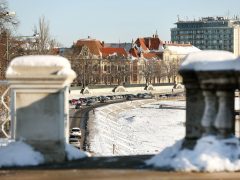Szeged, január, tél, időjárás, fagy, parkolás, autók, közlekedés, rakpart, Huszár Mátyás rakpart