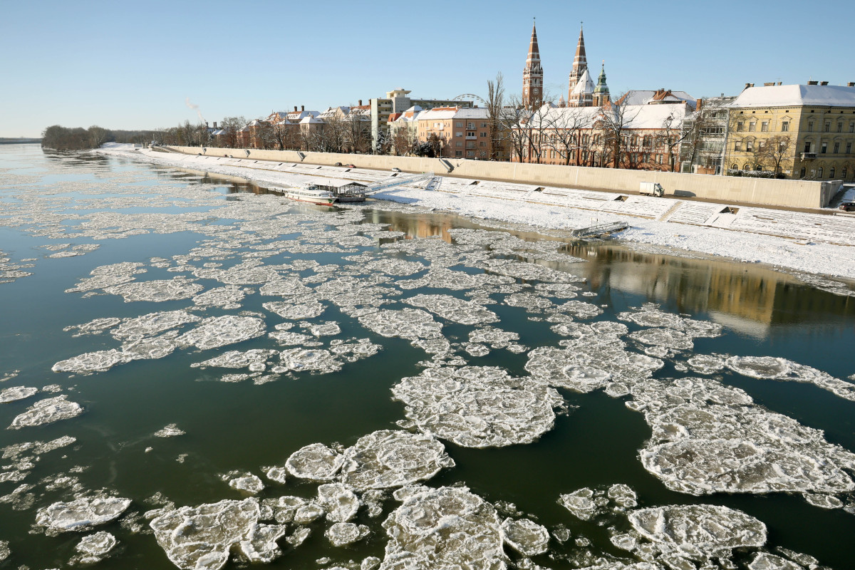 Szeged, jégzajlás, jég, Tisza, január, tél, időjárás, fagy, folyó