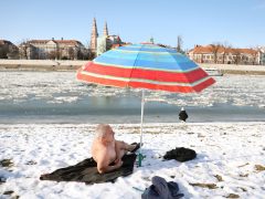 Szeged, jeges Tisza, Tisza, jég, fürdőzés, tél, január, Lapos