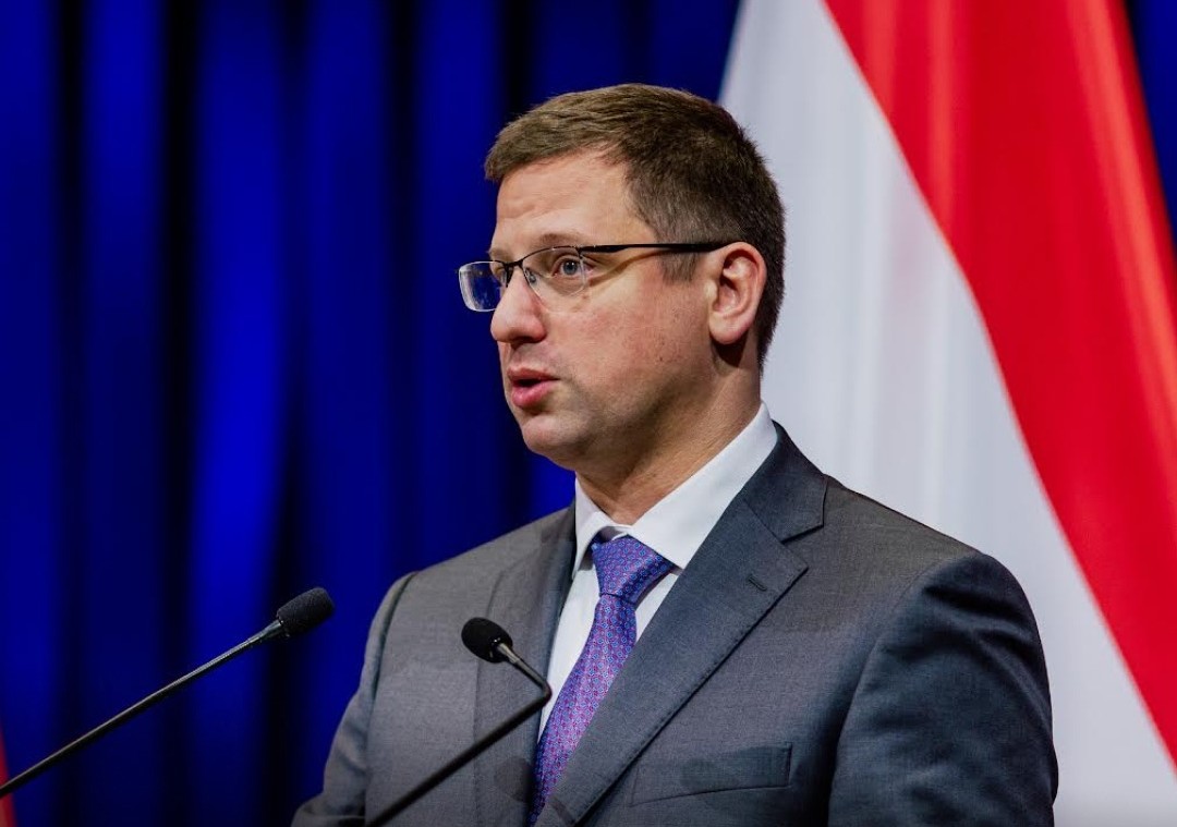 Gulyás Gergely. Kormányinfó. Politika. Fotó: Gulyás Gergely hivatalos FB