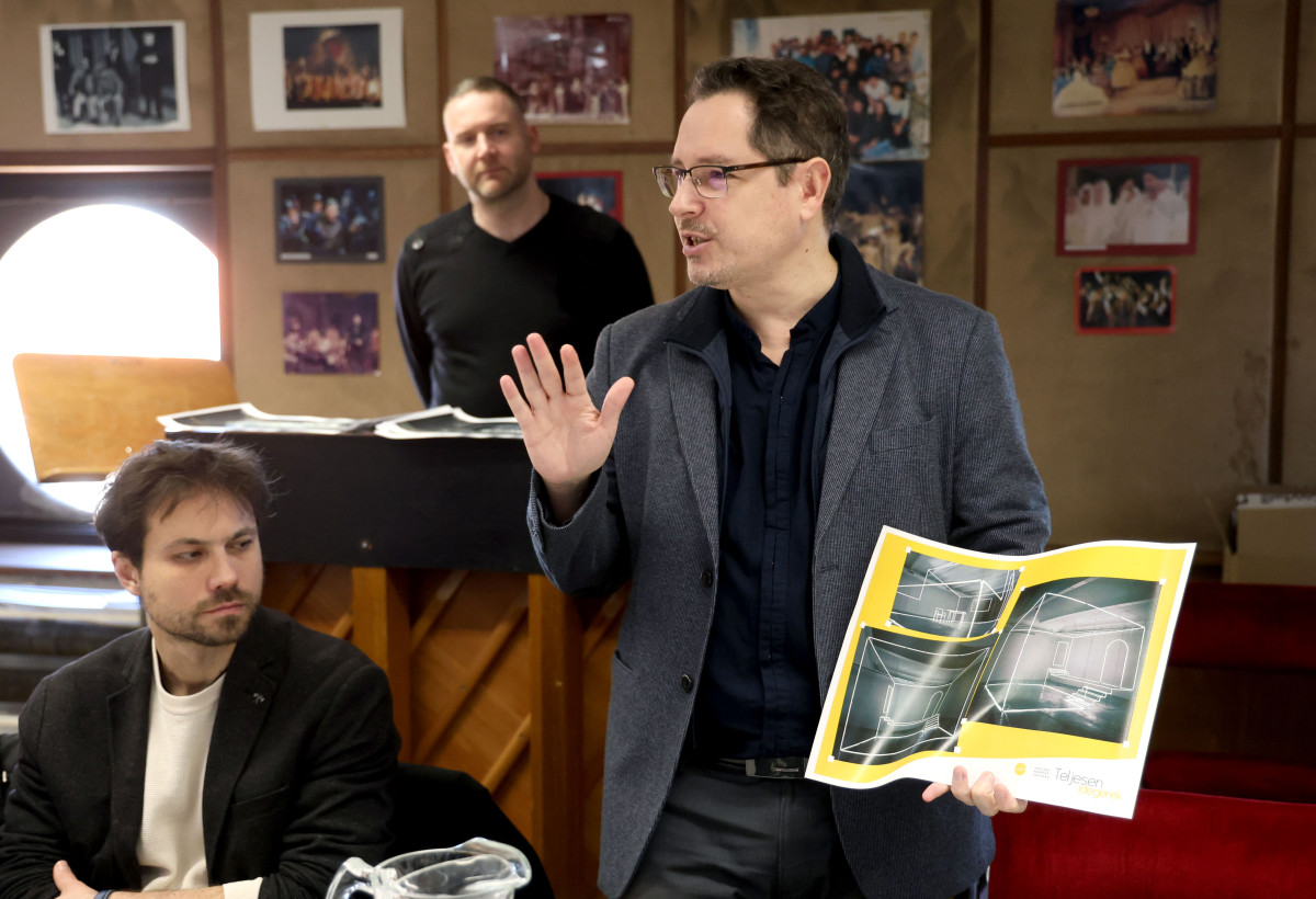 Szeged, Teljesen idegenek, komédia, olvasópróba, Szegedi Nemzeti Színház, színház