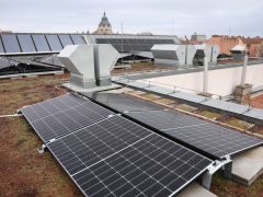 Szeged, napelem, Agóra, tető,