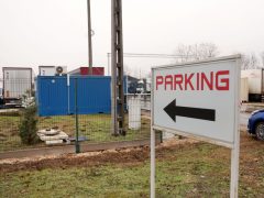 Röszke, szerb határ, teherforgalmi blokád, blokád, kamion, kamion blokád, határ zárva, röszkei határátkelő, határ, teherforgalom, várakozás, parkoló