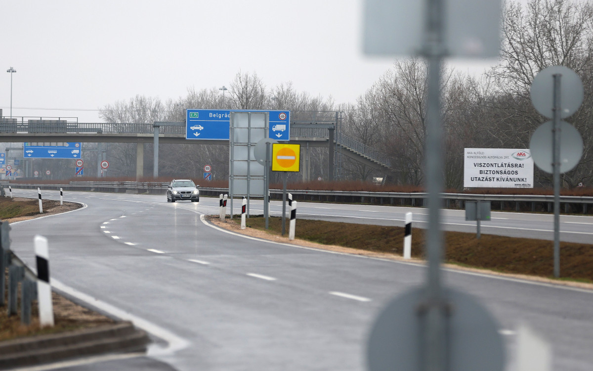 Röszke, röszkei határátkelő, határ, M5, autópálya