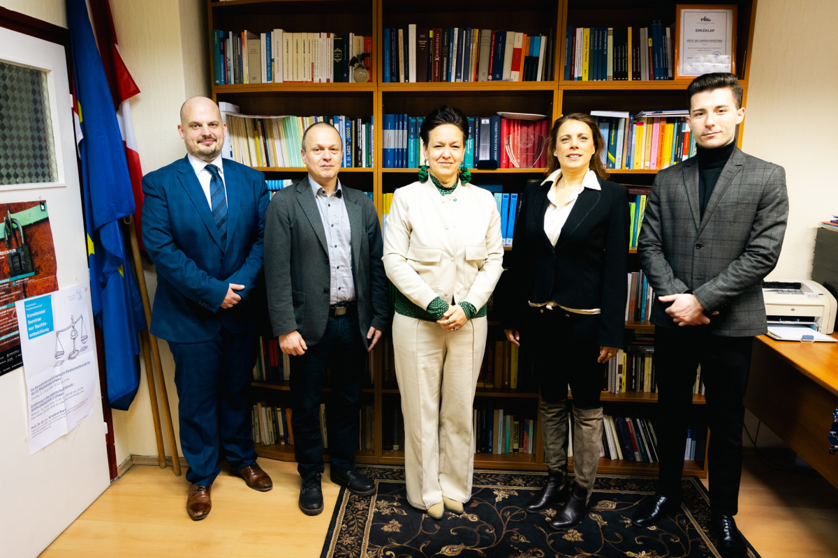 MI. Kutatás. SZTE. Fotó: SZTE NKI/Kovács-Jerney Ádám