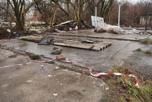 Szeged, lebontják, garázsok, garázs, garázssor, Állomás utca