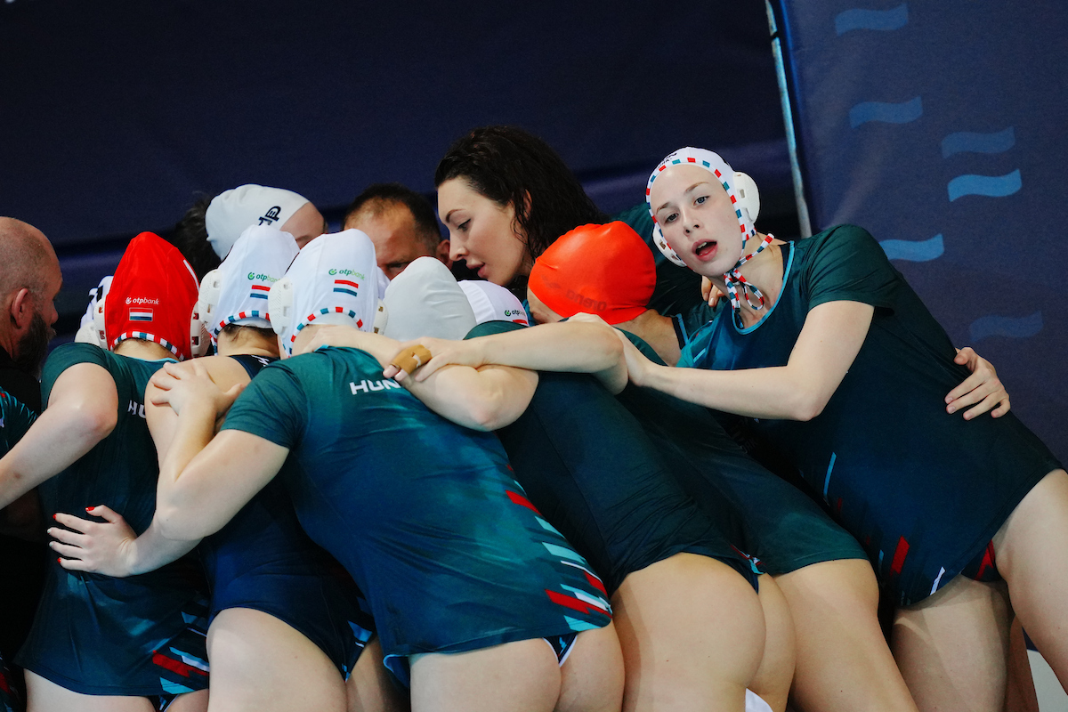 Magyar női vízilabda-válogatott