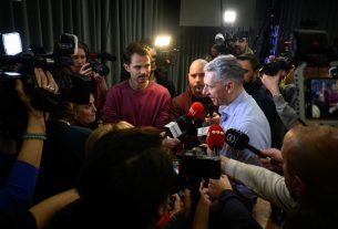 Lázár János. Lázárinfó. Sajtó. Fotó: Lázár János hivatalos FB