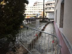 Szeged, Szende Béla utca, járdafelújítás