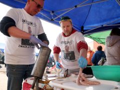 Szeged, Böllérnap, kolbász, kolbásztöltés, télbúcsúztató, farsang, jelmez, Petőfitelep