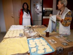 Szeged, Böllérnap, télbúcsúztató, farsang, Petőfitelep, fánk