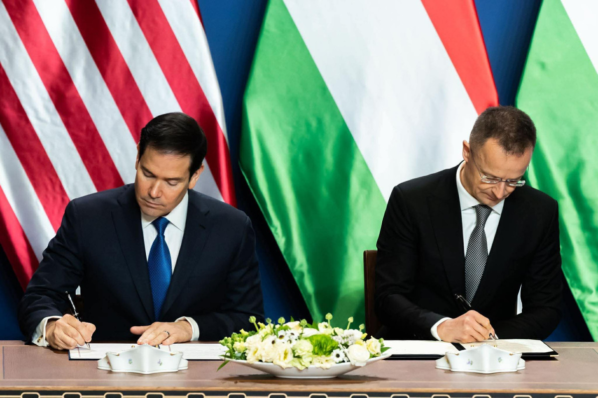 Nukleáris együttműködési megállapodást ír alá a magyar és az amerikai kormány. Fotó: Szijjártó Péter hivatalos FB