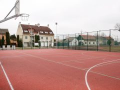 Szeged, felújított, Szabadság tér, futó pálya