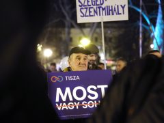 Szeged, Magyar Péter, Tisza Párt, kampánykörút, kampány, politika, Széchenyi tér