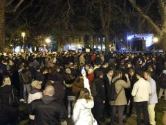 Szeged, Magyar Péter, Tisza Párt, kampánykörút, kampány, politika, Széchenyi tér