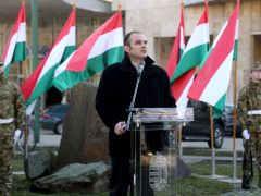 Szeged, kommunista diktatúra áldozatai, megemlékezés, koszorúzás, Kormányhivatal, Glattfelder Gyula tér