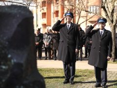 Szeged, kommunista diktatúra áldozatai, megemlékezés, koszorúzás, Kormányhivatal, Glattfelder Gyula tér