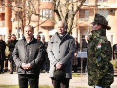 Szeged, kommunista diktatúra áldozatai, megemlékezés, koszorúzás, Kormányhivatal, Glattfelder Gyula tér