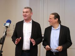 Szeged, Botka László, polgármester, átadta, Fogas Ottó, múzeumigazgató, igazgatói kinevezés, Móra Ferenc Múzeum, múzeum, jégkorszak kiállítás