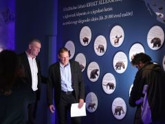 Szeged, Botka László, polgármester, átadta, Fogas Ottó, múzeumigazgató, igazgatói kinevezés, Móra Ferenc Múzeum, múzeum, jégkorszak kiállítás