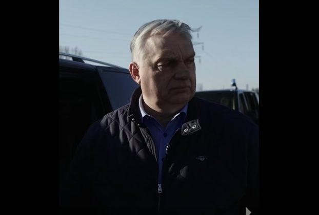 Orbán Viktor a százhalombattai olajfinomítónál