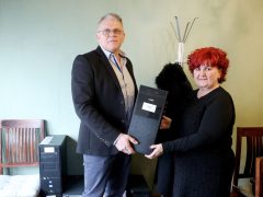 Szeged, Szegedi Szent-Györgyi Albert Rotary Club, Rotary, Kovács Autóalkatrész Kft., jótékonyság, adomány, számítógép, polgármesterek, települések