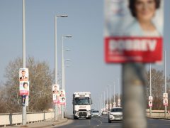 Szeged, választás, politikai plakát, plakát, Bertalan híd, politika