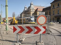 Szeged, Nagyállomás, Indóház tér, burkolatjavítás, forgalomkorlátozás