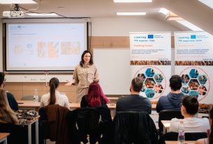 Okos megoldások, élhetőbb jövő az élelmiszeriparban. Fotó: SZTE/Kovács-Jerney Ádám
