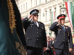 Szeged, március 15., ünnepség, koszorúzás, Klauzál tér, zászlófelvonás, Széchenyi tér, Botka László, Kossuth kifli