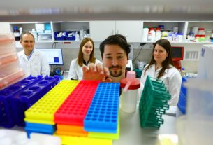 A pikkelysömör kezelésére fejlesztenek új terápiás eljárást Szegeden