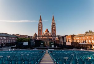 Statisztákat keresnek a Szegedi Szabadtéri Játékokon debütáló Wicked musical készítői