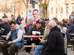 Hódmezővásárhely, Orbán-búcsúztató, piknik, Márki-Zay Péter, Bessenyei Ferenc Művelődési Központ, politika, választás