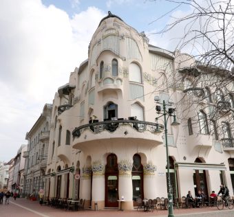 Szeged, Bartók Béla Művészeti Napok, REÖK, Reök palota, erkély, rézfúvósok, zenél, flashmob