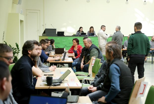 Szeged, állásbörze, BYD, Rákóczi tér, Kormányhivatal