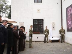 Szeged, történelmi emlékpont, Alsóvárosi Ferences Templom, kolostor, templom, felavatták, tábla