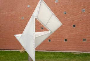 Szeged, Szilassi Poliéder, üveg-acélszobor, szobor, TIK