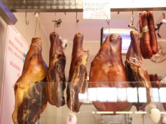 Szeged, sonka, tojás, zöldség, gyümölcs, kalács, virág, húsvét, Mars téri piac, piac