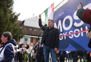 Algyő, Magyar Péter, Tisza Párt, országjárás, utcafórum, politika, választás